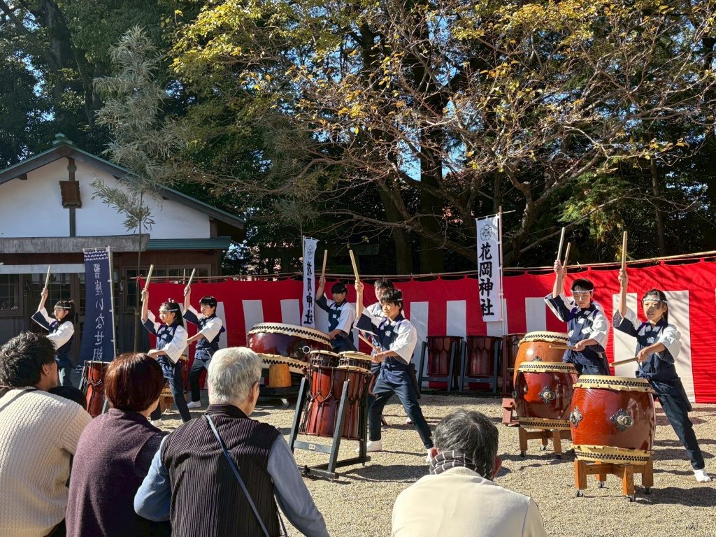 演奏している様子